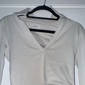 Aritzia Contour long sleeve crop top